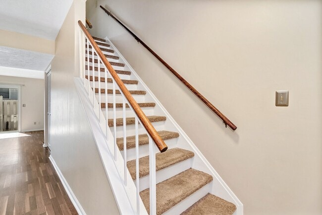 Building Photo - 403 Southway Garden Rd