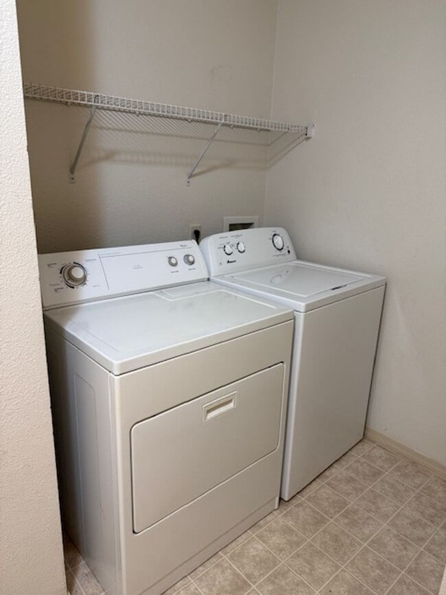 Building Photo - Close to Holloman AFB