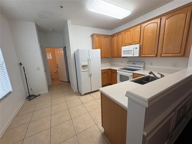 Building Photo - 6302 Daysbrook Dr