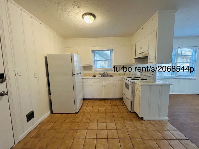 Building Photo - 7062 Felton Ln