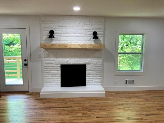 Building Photo - 2800 Duke of Gloucester St