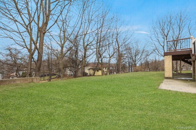 Building Photo - 2 Gillis Ave