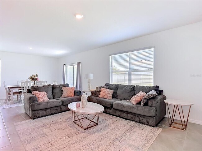 Building Photo - 33327 Darley Dl Trl