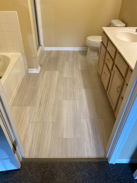 Building Photo - 4240 Endeavor Dr