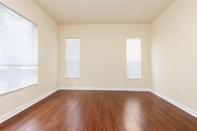 Building Photo - 9036 SW 170th Pl