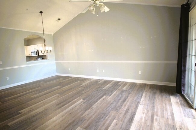 Building Photo - 5801 Oyster Catcher Dr