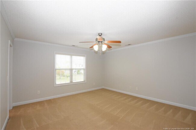 Building Photo - 730 Northview Dr