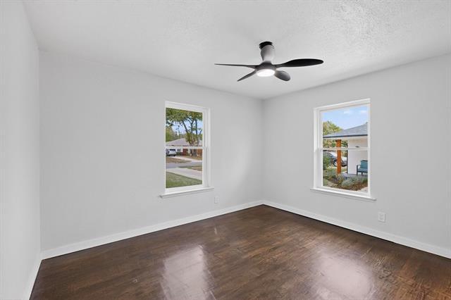 Building Photo - 2812 San Medina Ave