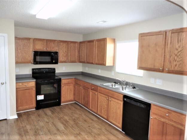 Building Photo - 3109 Skybrook Ln