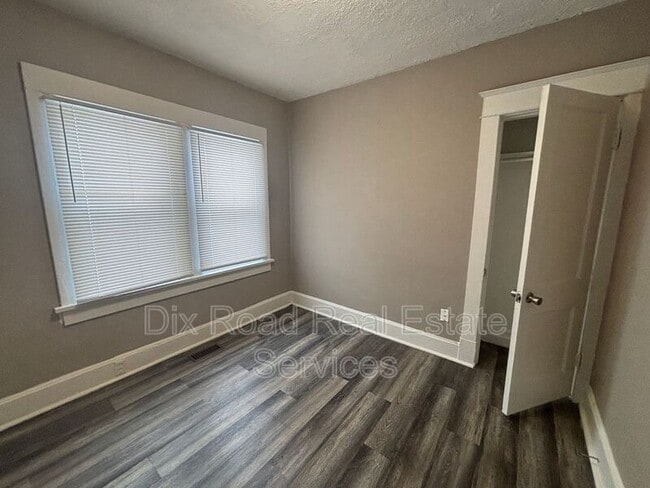 Building Photo - 3018 Tytus Ave