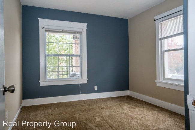 Building Photo - 400 S 9th St