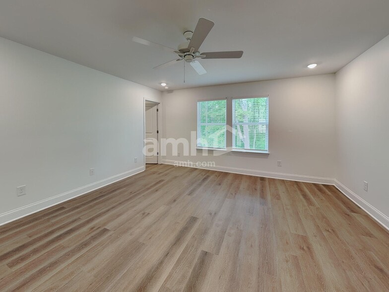 Building Photo - 159 Hickory Pointe Rd