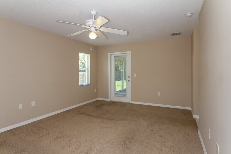 Building Photo - 1023 Horizon Rd