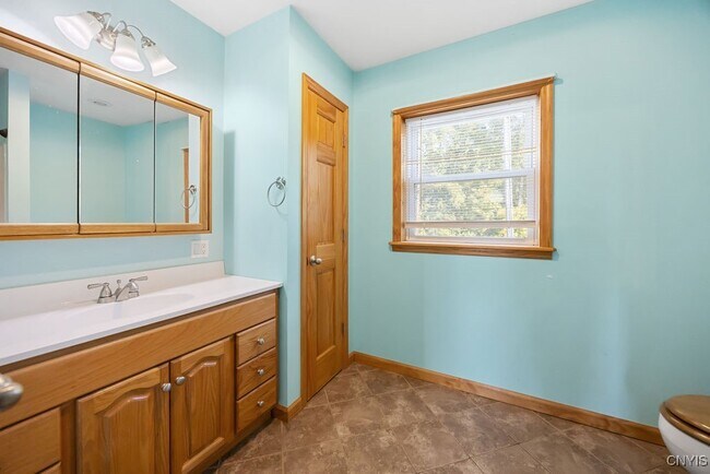 Building Photo - 1400 Brinkerhoff Hill Rd