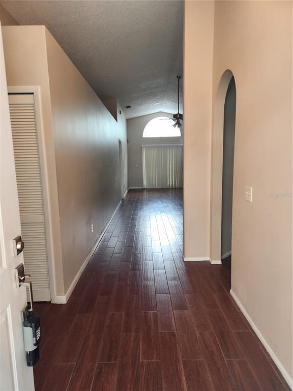 Building Photo - 150 Abbey Hollow Dr