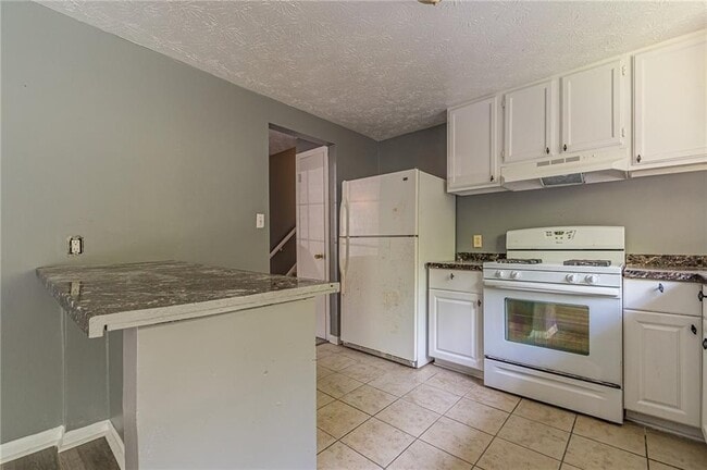 Building Photo - 806 Houndstooth Trail NW