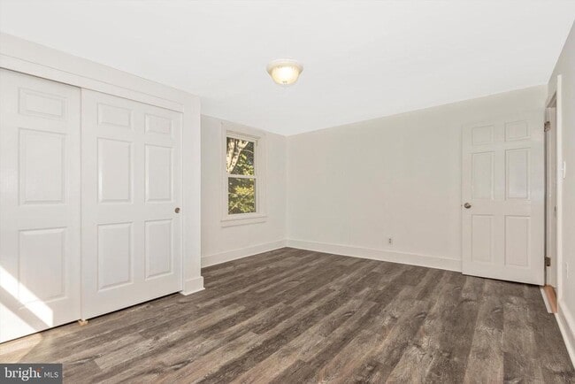 Building Photo - 13634 Glissans Mill Rd