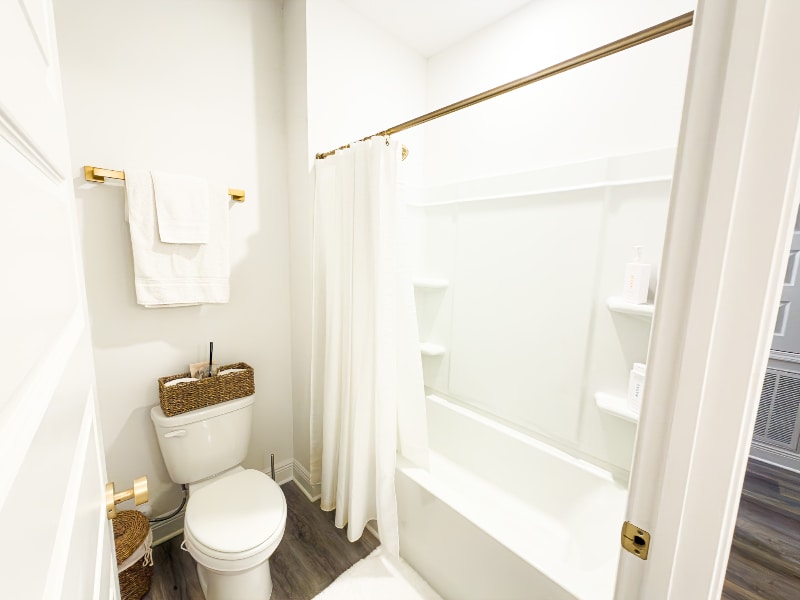 Building Photo - 211 Piper Cv