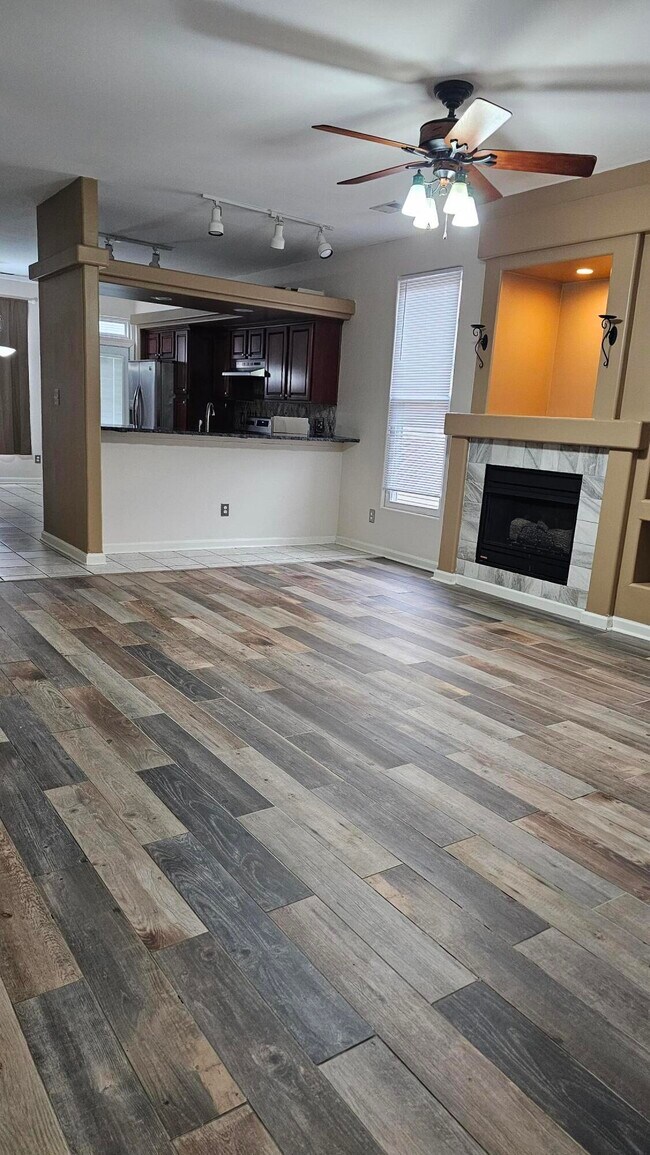 Building Photo - 2548 Maggie Cove