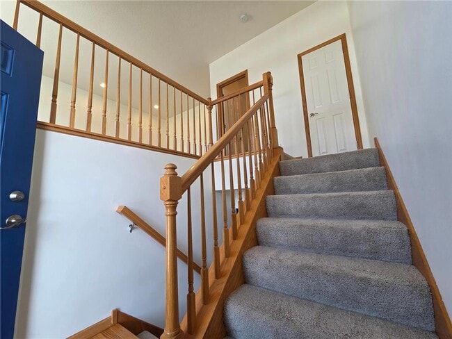 Building Photo - 15842 Frisian Ln