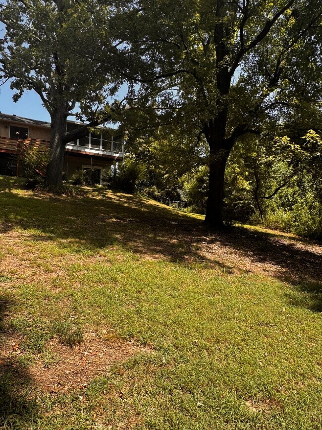 Building Photo - 14919 Dutchmans Dr