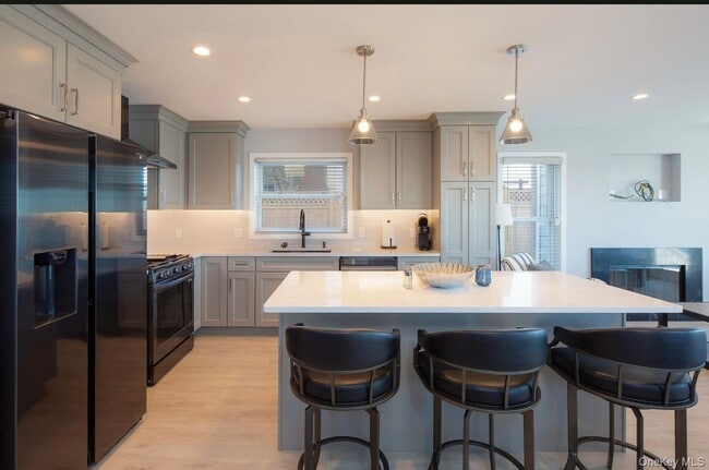 Building Photo - 15A Oakhurst Rd