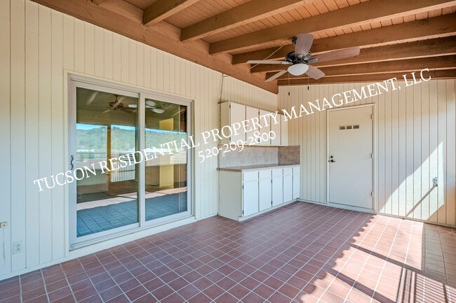 Building Photo - 5084 N Camino Del Lazo