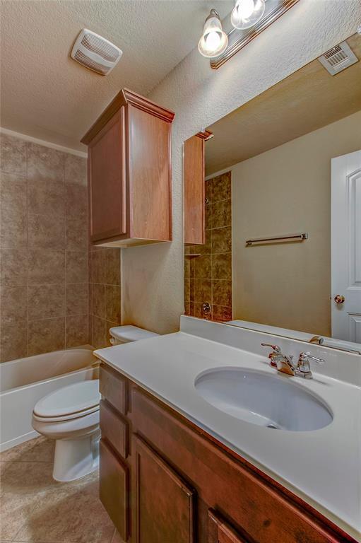 Building Photo - 225 Deep Creek Dr