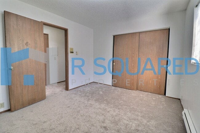 Building Photo - 3000 SW Avalon Way