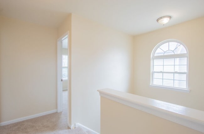 Building Photo - 247 Academy Ln