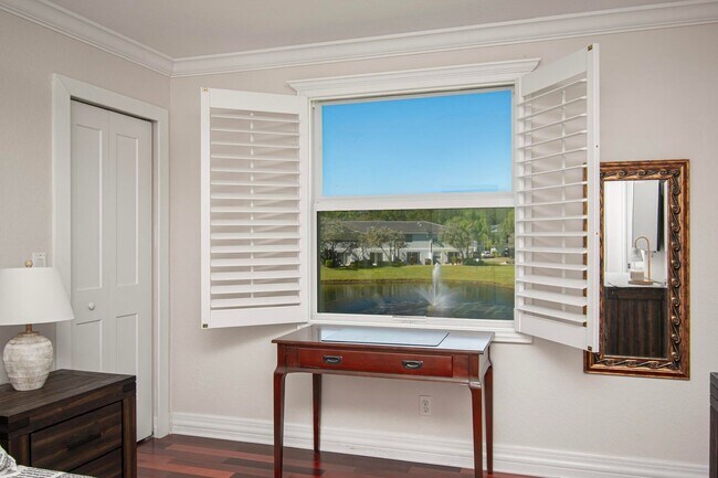 Building Photo - 16081 Sierra Palms Dr