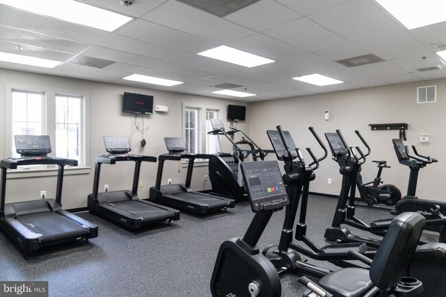 Building Photo - 15305 Kettlebaston Ln