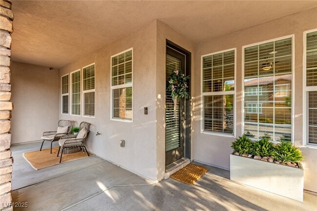 Building Photo - 3165 Via Como