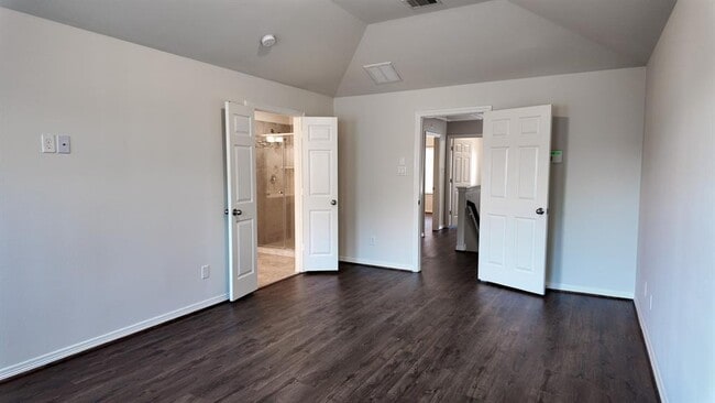 Building Photo - 7907 Bachwood Dr Dr