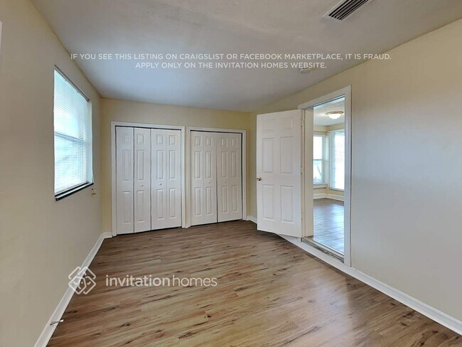 Building Photo - 1309 Tyrone Blvd N