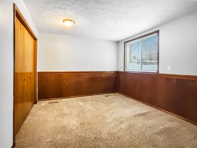 Building Photo - 4613 Stauffer Ave SE