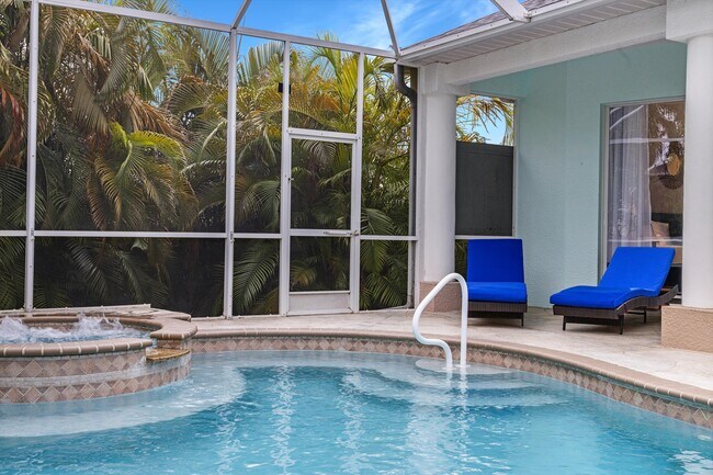 Building Photo - 3219 SW 7th Ln