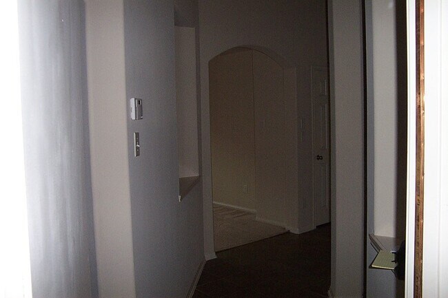 Building Photo - 3714 Rainterra Dr