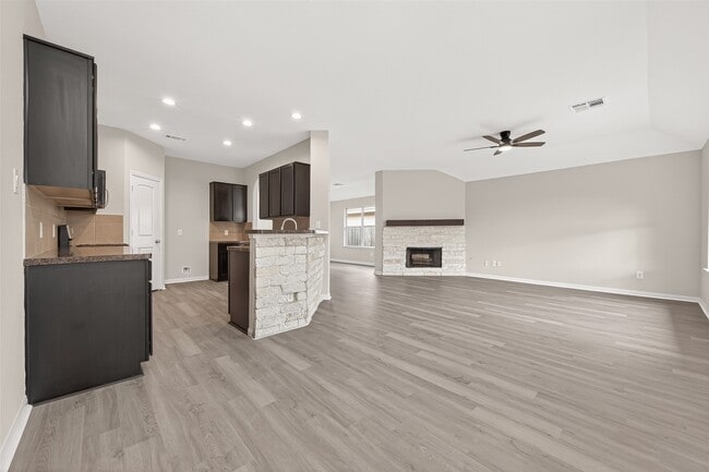 Building Photo - 21406 Forest Colony Dr