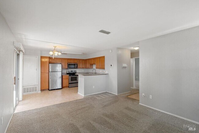 Building Photo - 2915 N Texas St