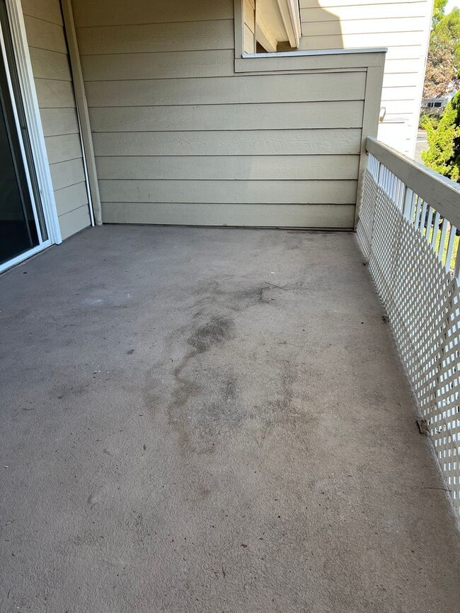 Building Photo - Spacious studio in the Seabridge Gated Com...