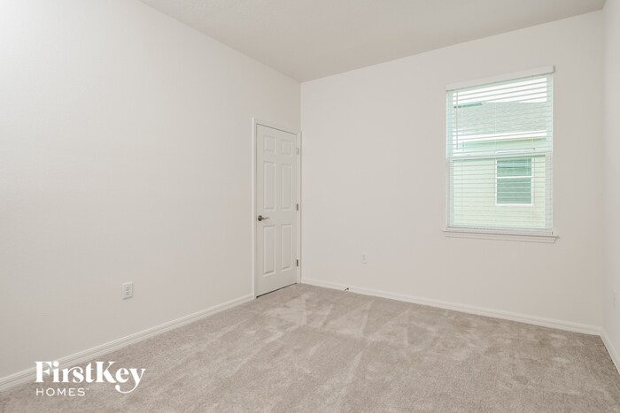 Building Photo - 1202 Ponca Rd