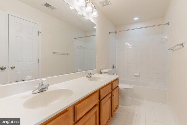 Building Photo - 15675 William Bayliss Ct