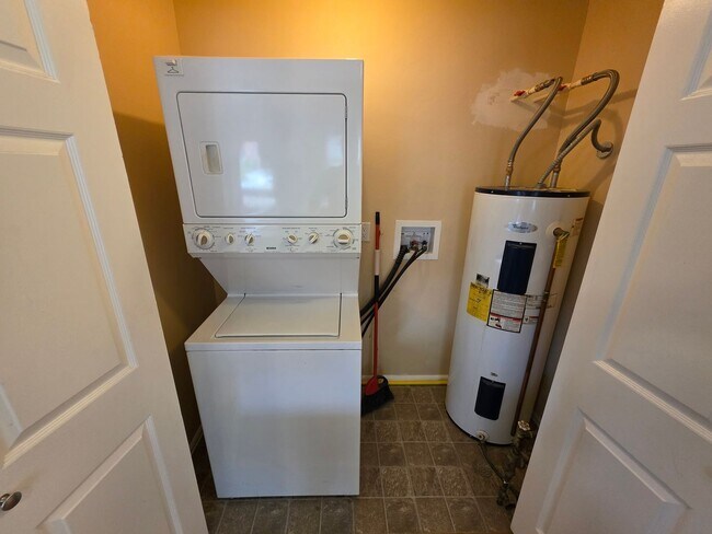 Building Photo - Cozy Condo In Pinon Sun Condominium!!!!