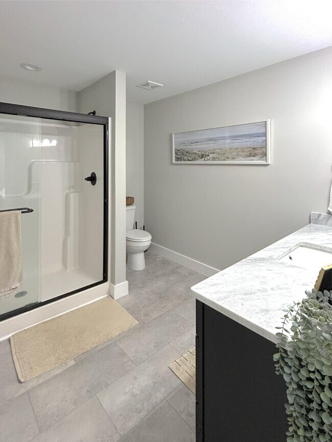 Building Photo - 256 Brook Cv