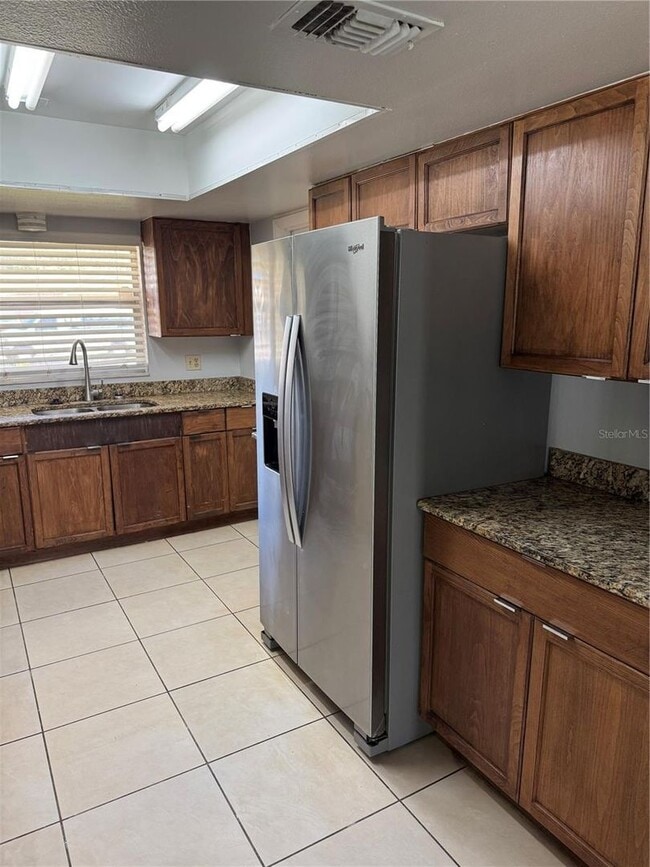 Building Photo - Home in BVL