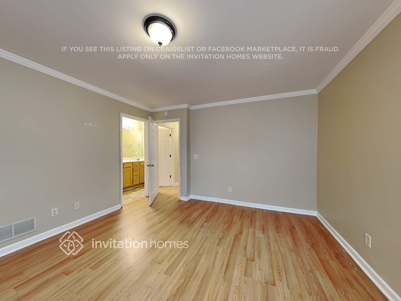 Building Photo - 325 Providence Rd