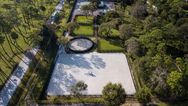 Building Photo - 13529 E Citrus Dr