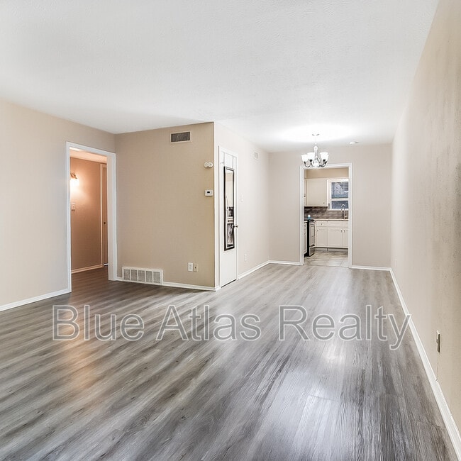 Building Photo - 3903 Hawthorne Ave