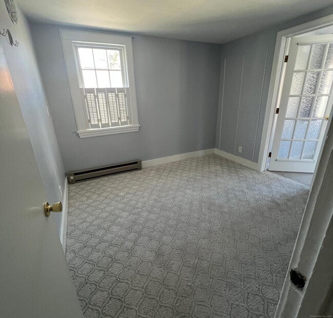 Building Photo - 41 Frisbie St